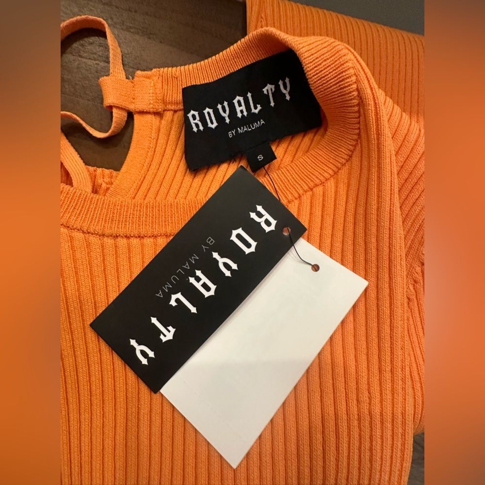 ROYALTY By MALUMA Orange Ribbed Flare Long Sleeves Lace-Up Back Top Small - Picture 8 of 11